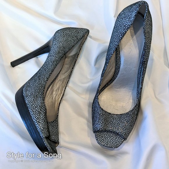 Calvin Klein Cora Black and White Pebble Platform Peep Toe Pumps 9 - Picture 1 of 12